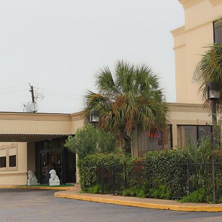 Great Value Inn Houston/Galleria エクステリア 写真